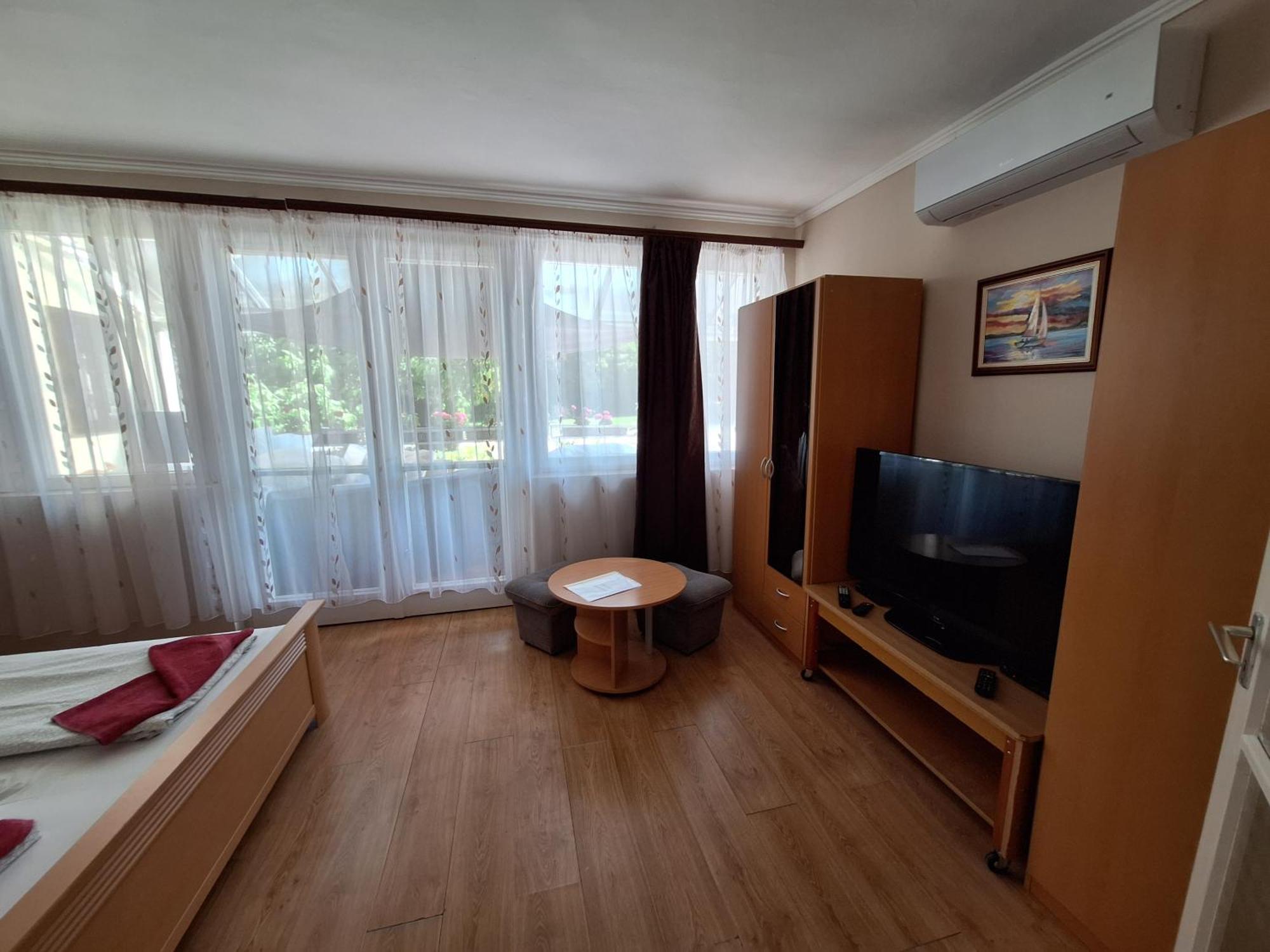 Margareta Apartman - Balatonlelle Εξωτερικό φωτογραφία