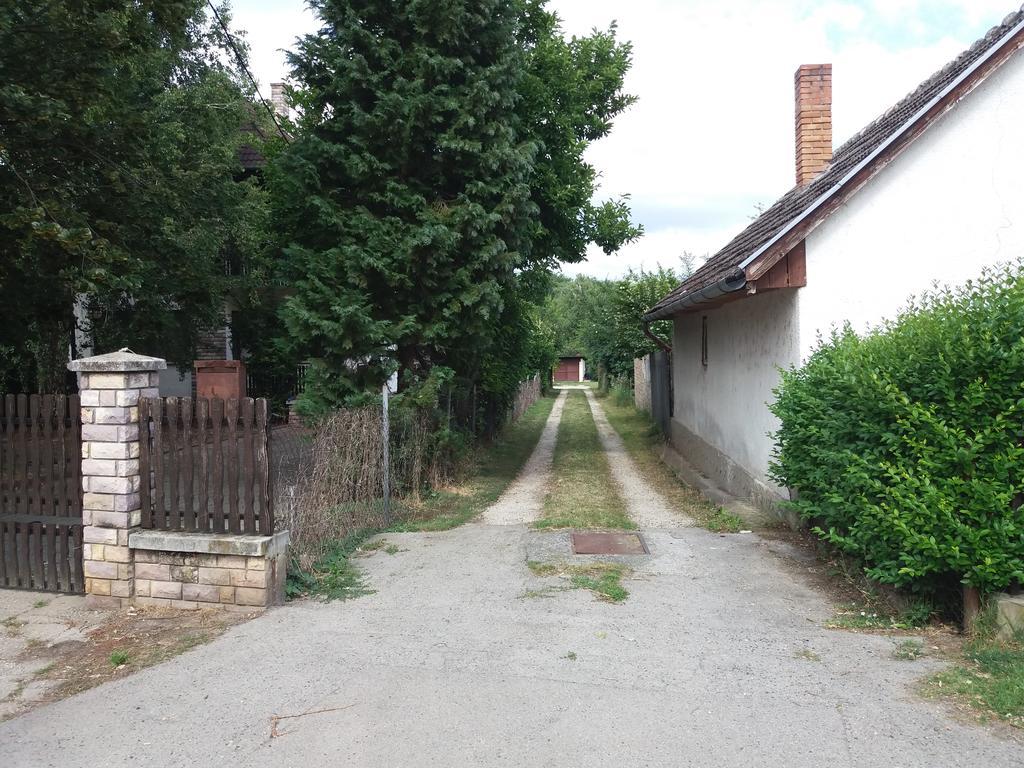 Margareta Apartman - Balatonlelle Εξωτερικό φωτογραφία