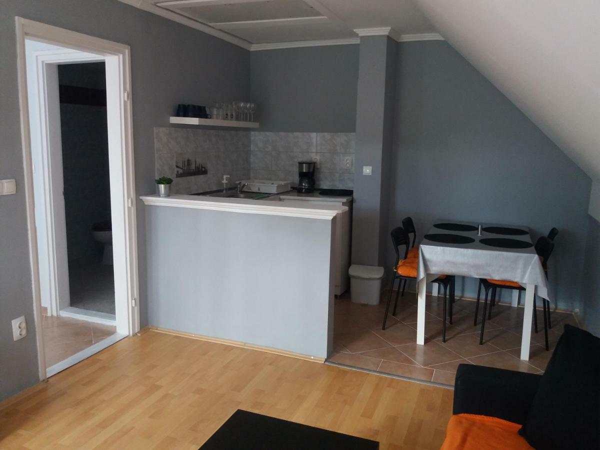 Margareta Apartman - Balatonlelle Εξωτερικό φωτογραφία